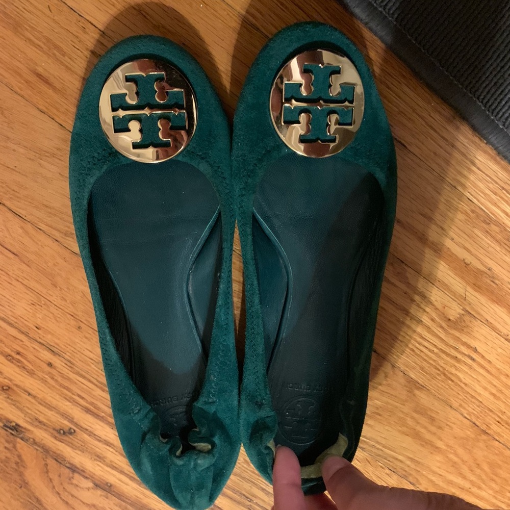 Rare Tory Burch green suede Flats